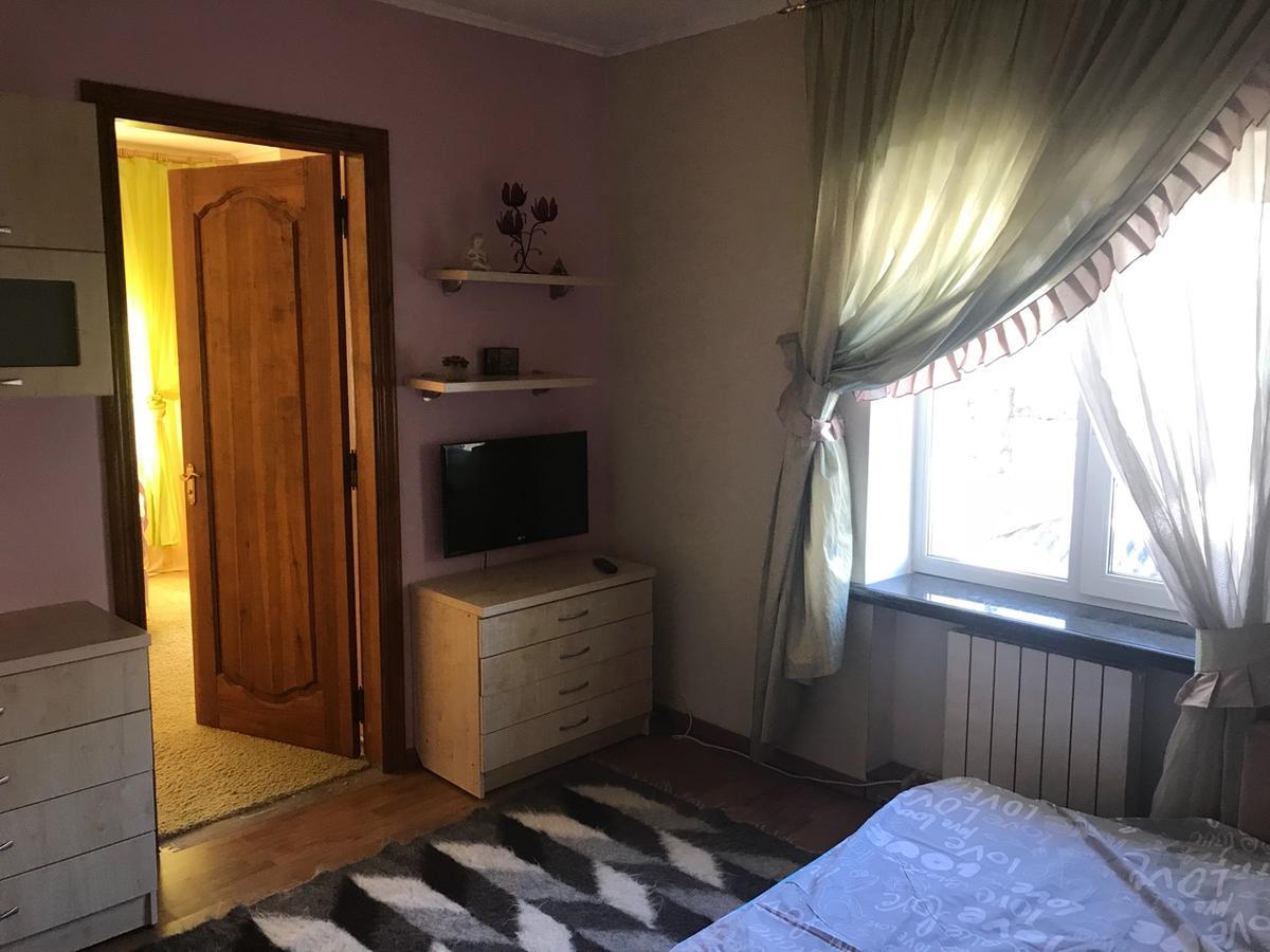Apartment On Nebesnoi Sotni 지토미르 외부 사진